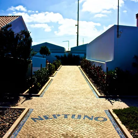 Neptuno 3*